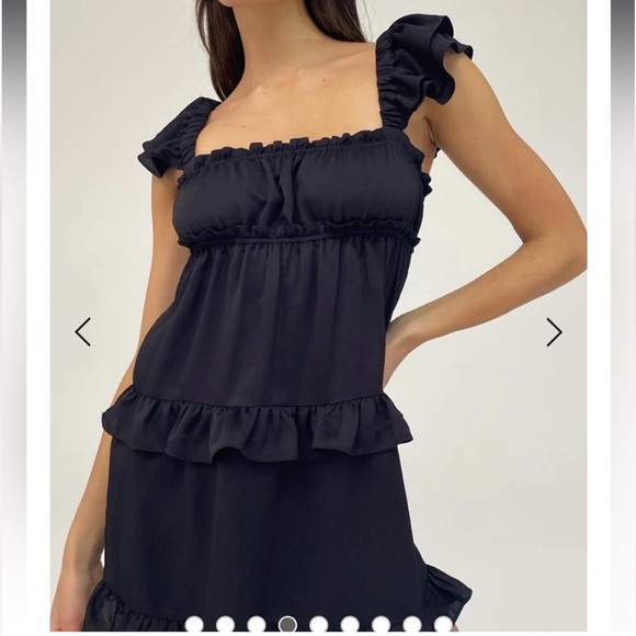 NWT WeWoreWhat Flirty Ruffle Crinkle Chiffon Black Mini Short Dress - Medium - Picture 3 of 16